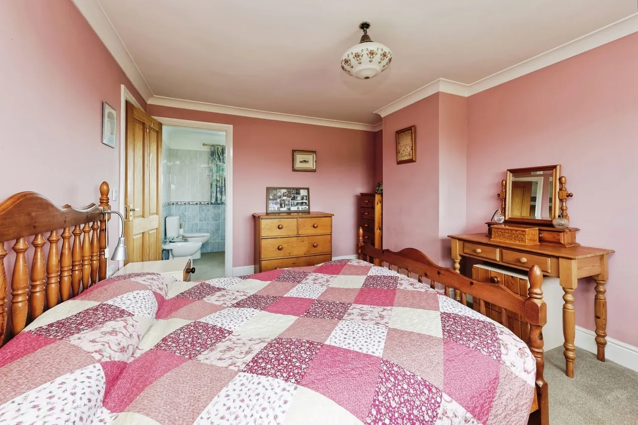 The Street, Preston, Canterbury, Kent, CT3, photo 9