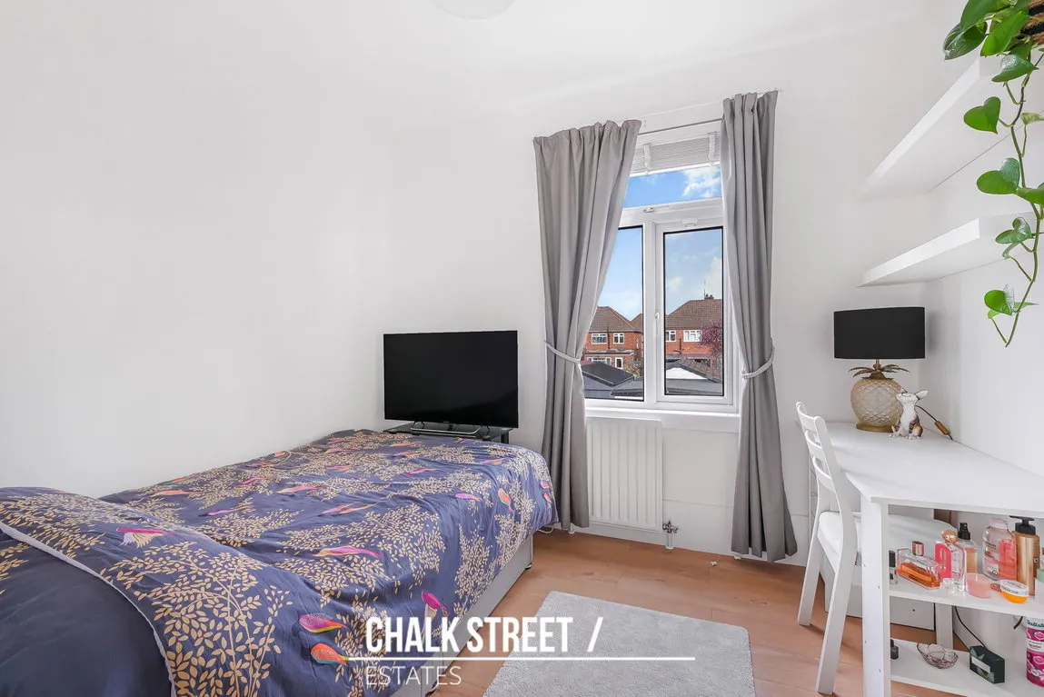 Marlborough Road, Romford, RM7, photo 11