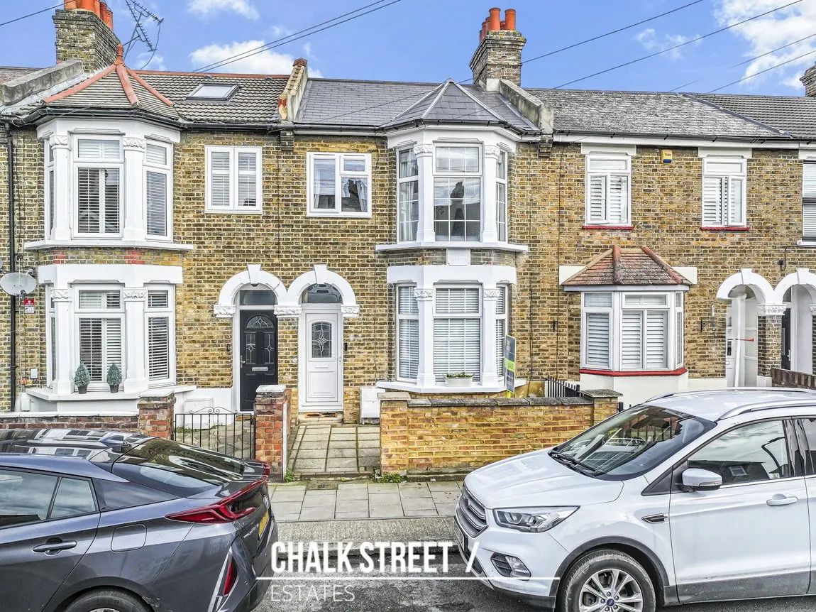 3 bed house for sale, Marlborough Road, Romford, RM7