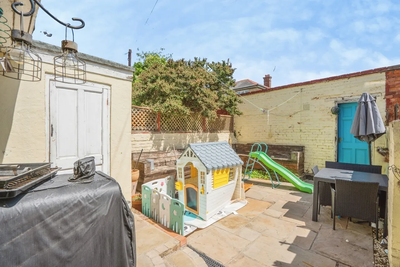 Heidelberg Road, Southsea, PO4, photo 19