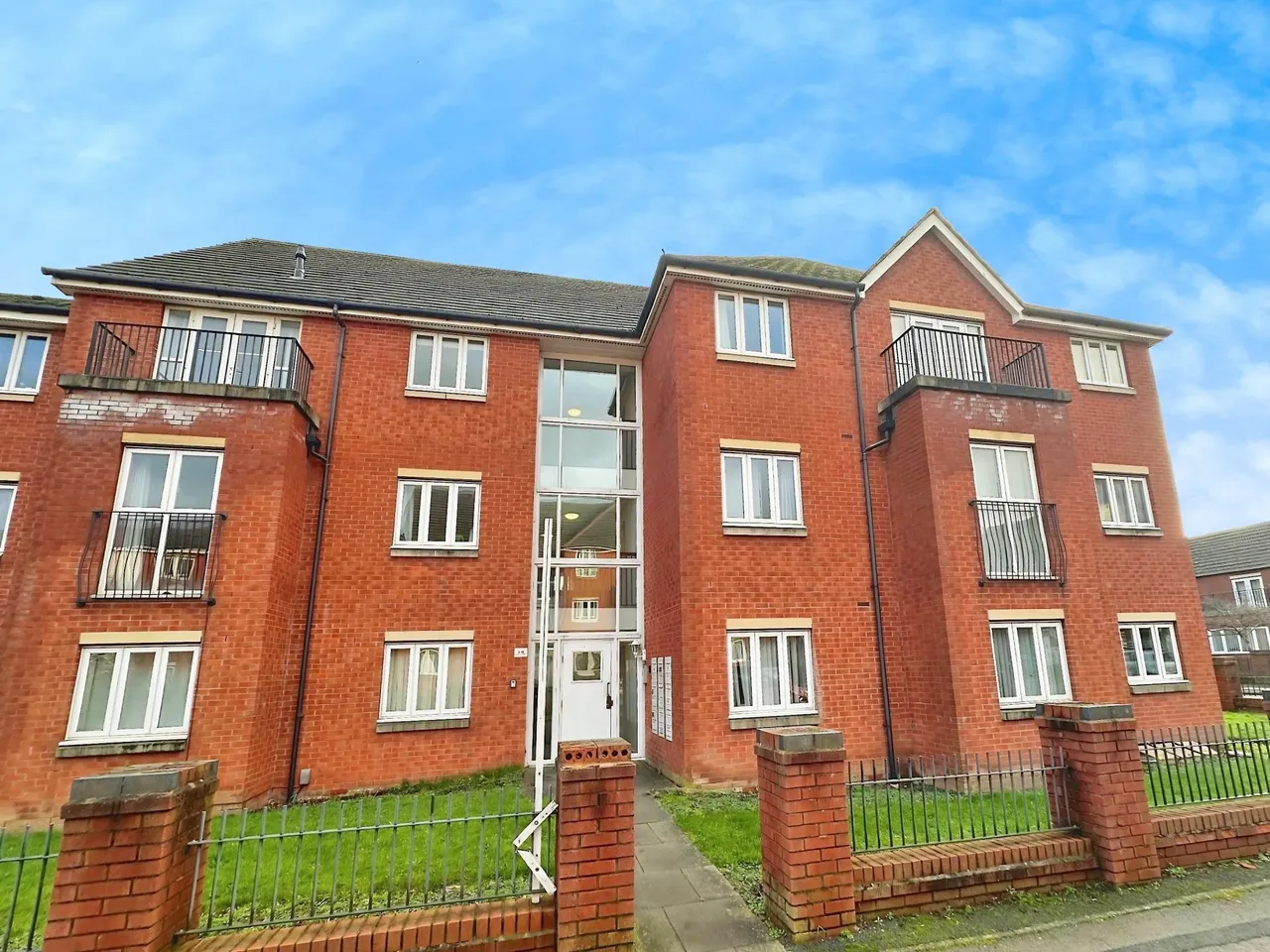 Ardgowan Grove, Parkfields, Wolverhampton, WV4, photo 11