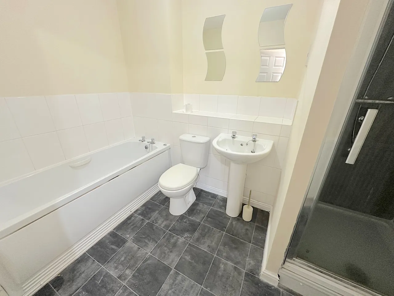 Ardgowan Grove, Parkfields, Wolverhampton, WV4, photo 8