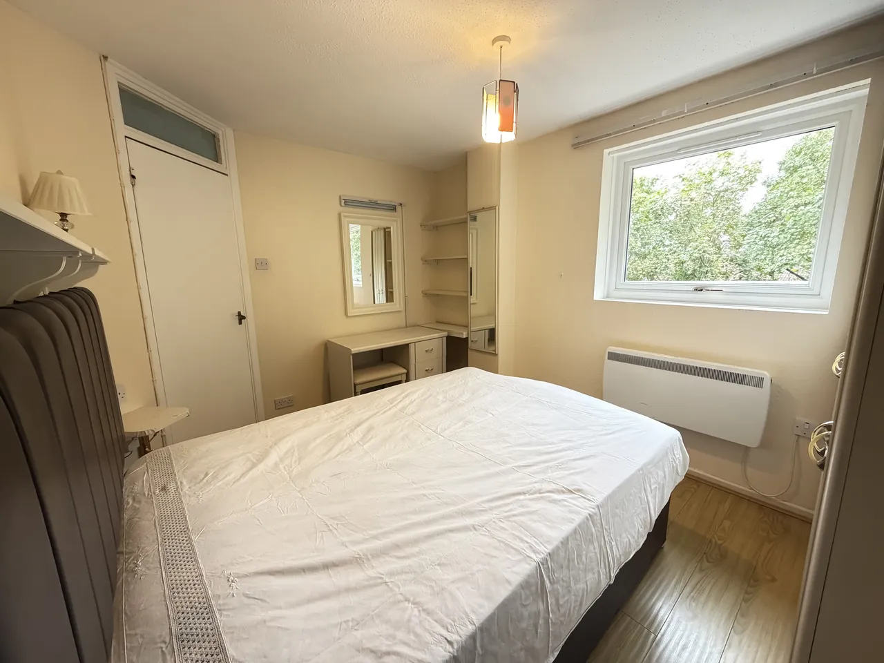 Aylesbury Close, Forest Gate, E7, photo 9