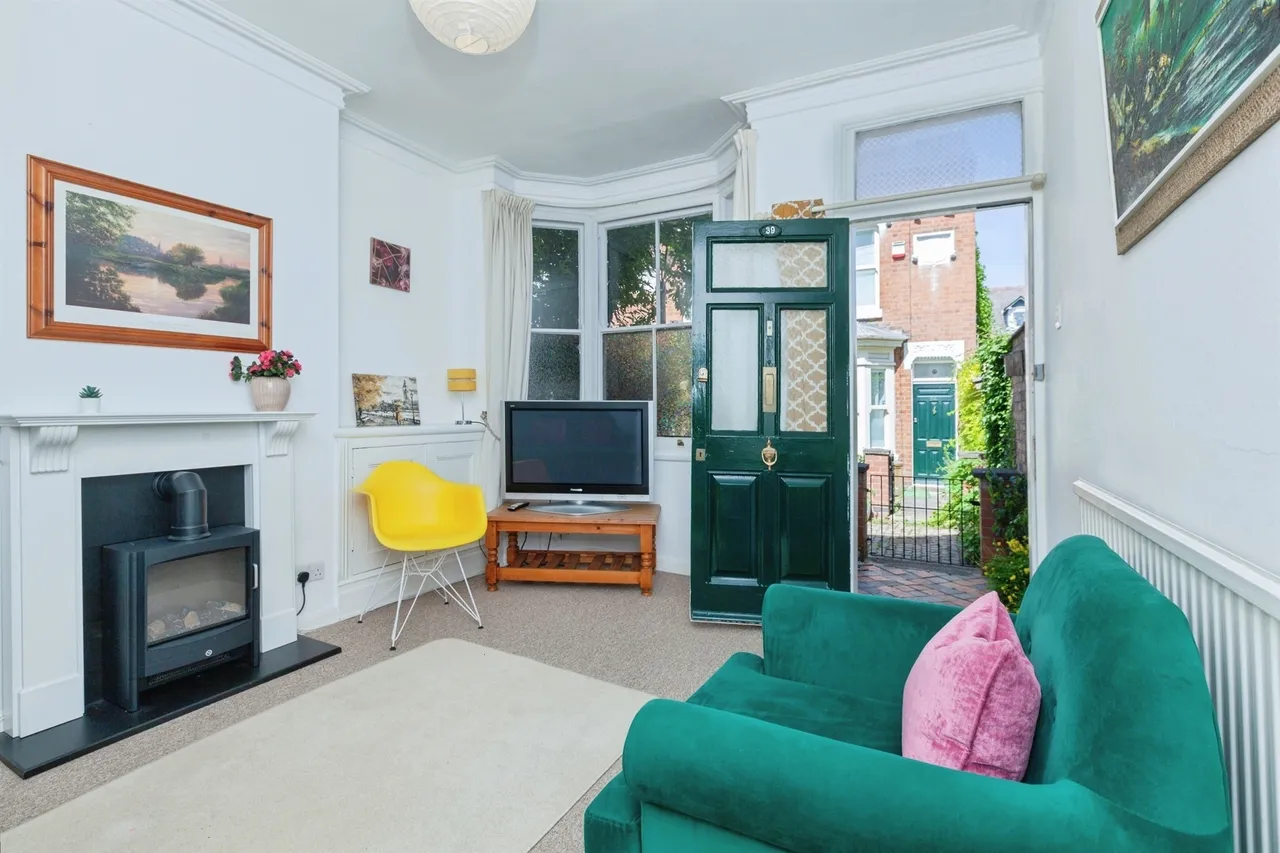 Brookhouse Avenue, Leicester, photo 3