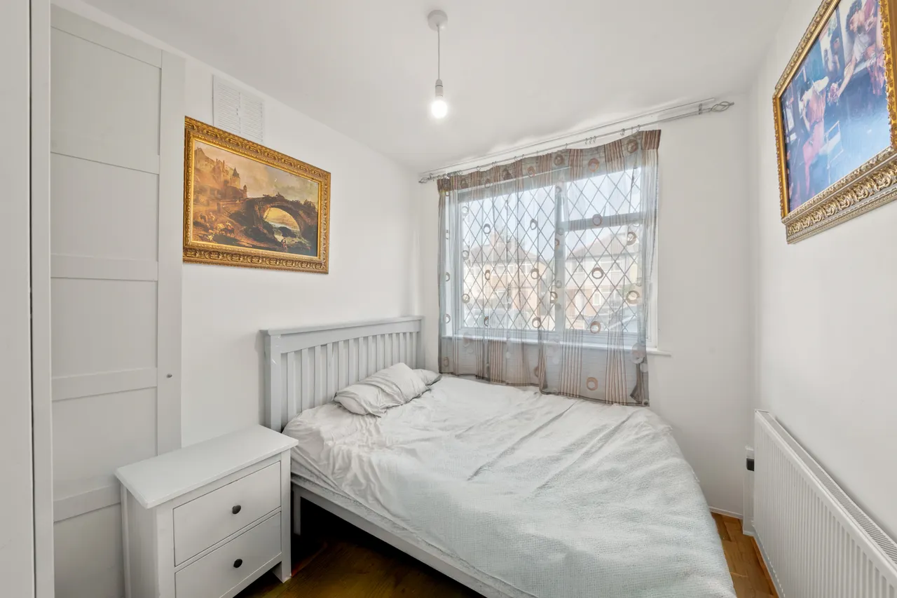 Islip Manor Road, Northolt, UB5, photo 5