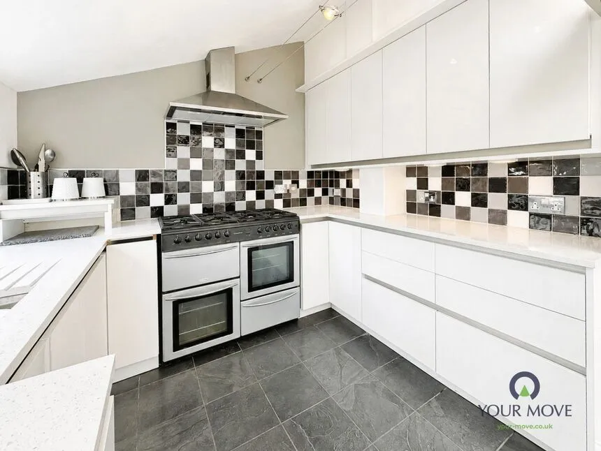 Bolton Road, Lancashire, BB3, photo 2