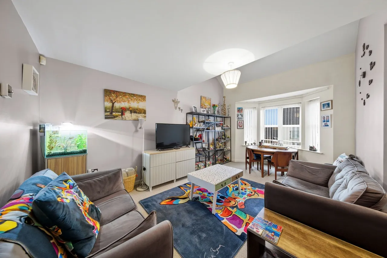 Houston Gardens, Great Sankey, Warrington, WA5 8DN, photo 2