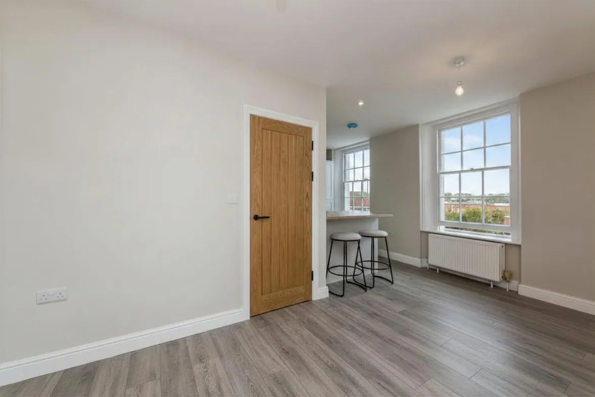 Bampton Street, Tiverton, EX16, photo 3