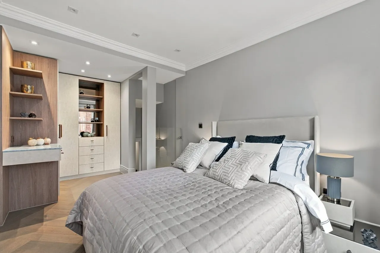 Talbot Road, London, W11, photo 2