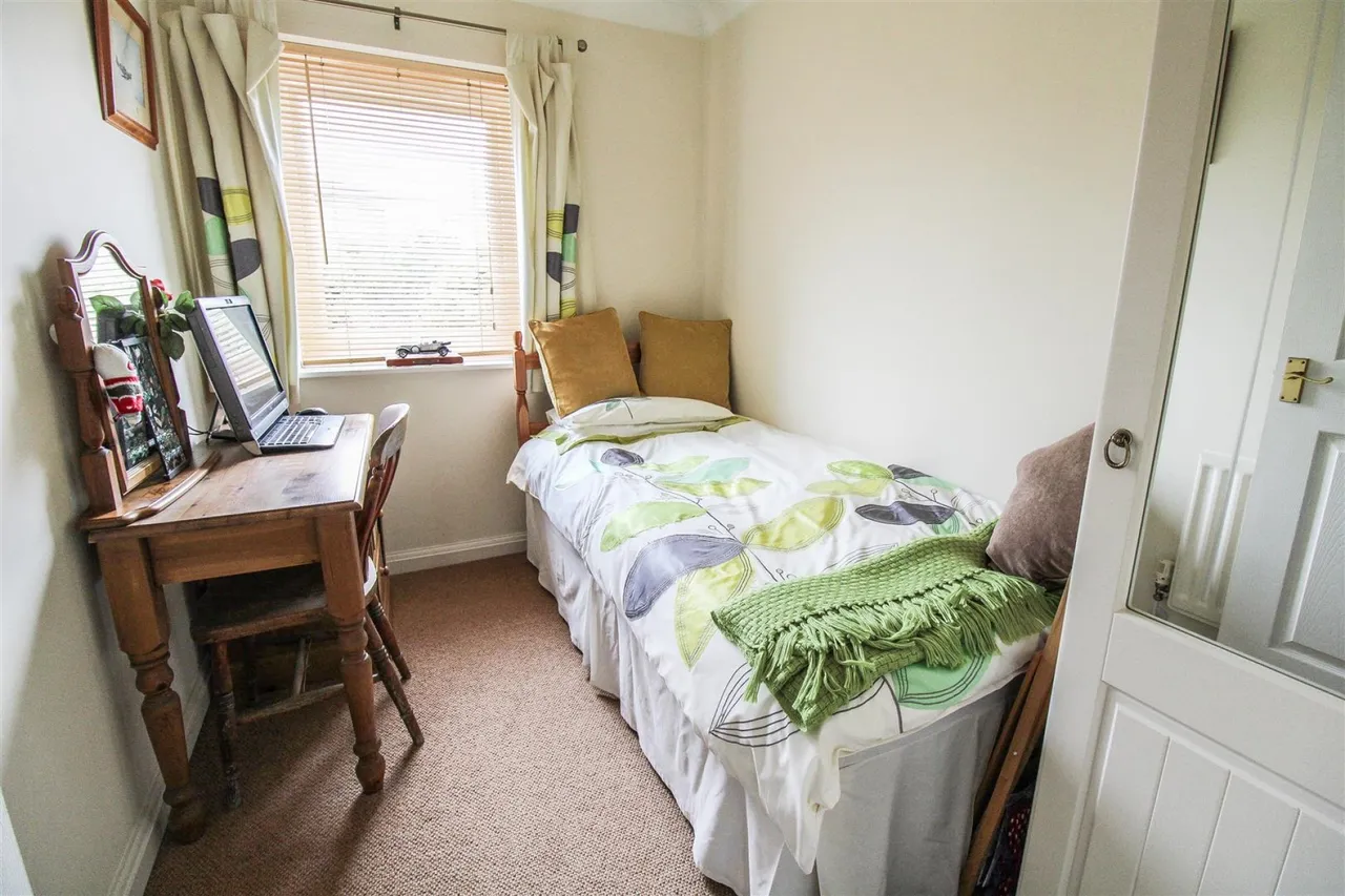 Westbury Rise, Church Langley, CM17, photo 11