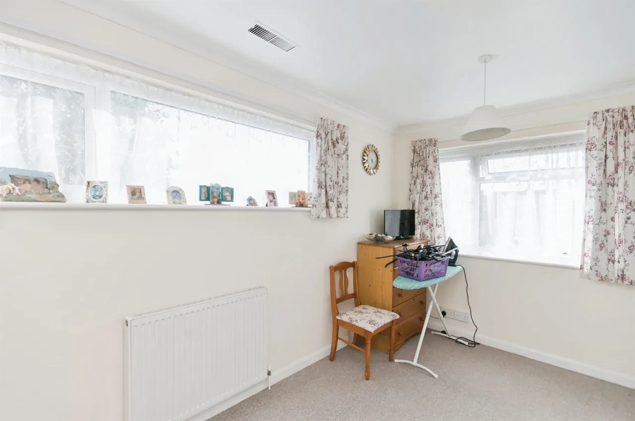 Camber Close, Bexhill-On-Sea, photo 12