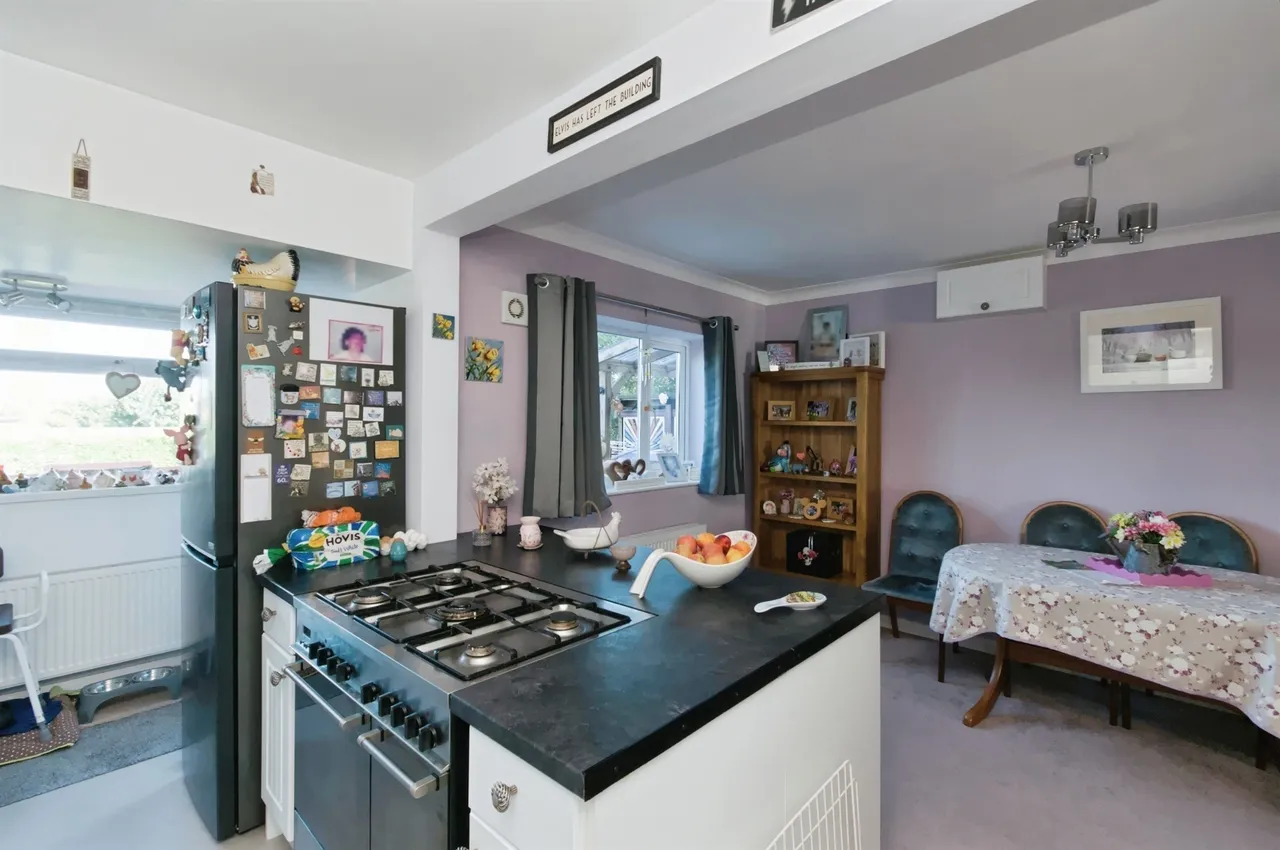 Camber Close, Bexhill-On-Sea, photo 5