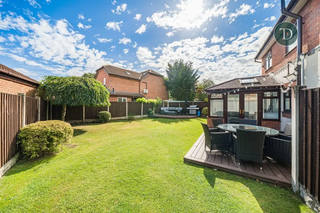Oxford Close, Great Sutton, CH66 2WE, photo 2