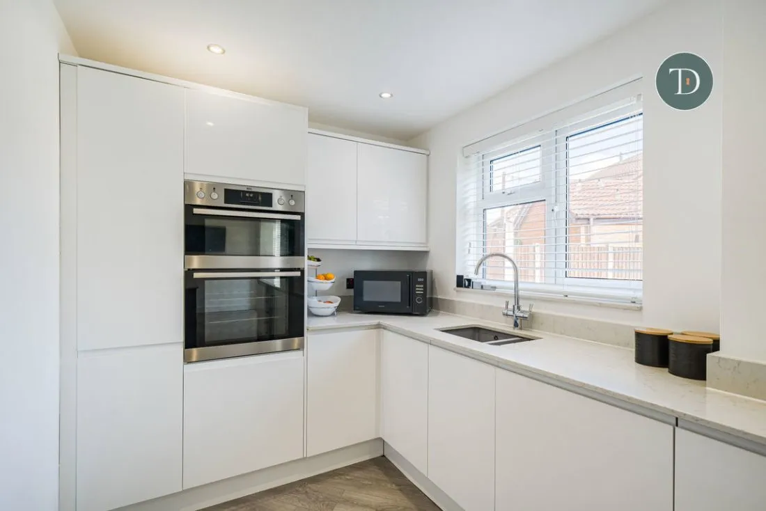 Oxford Close, Great Sutton, CH66 2WE, photo 11