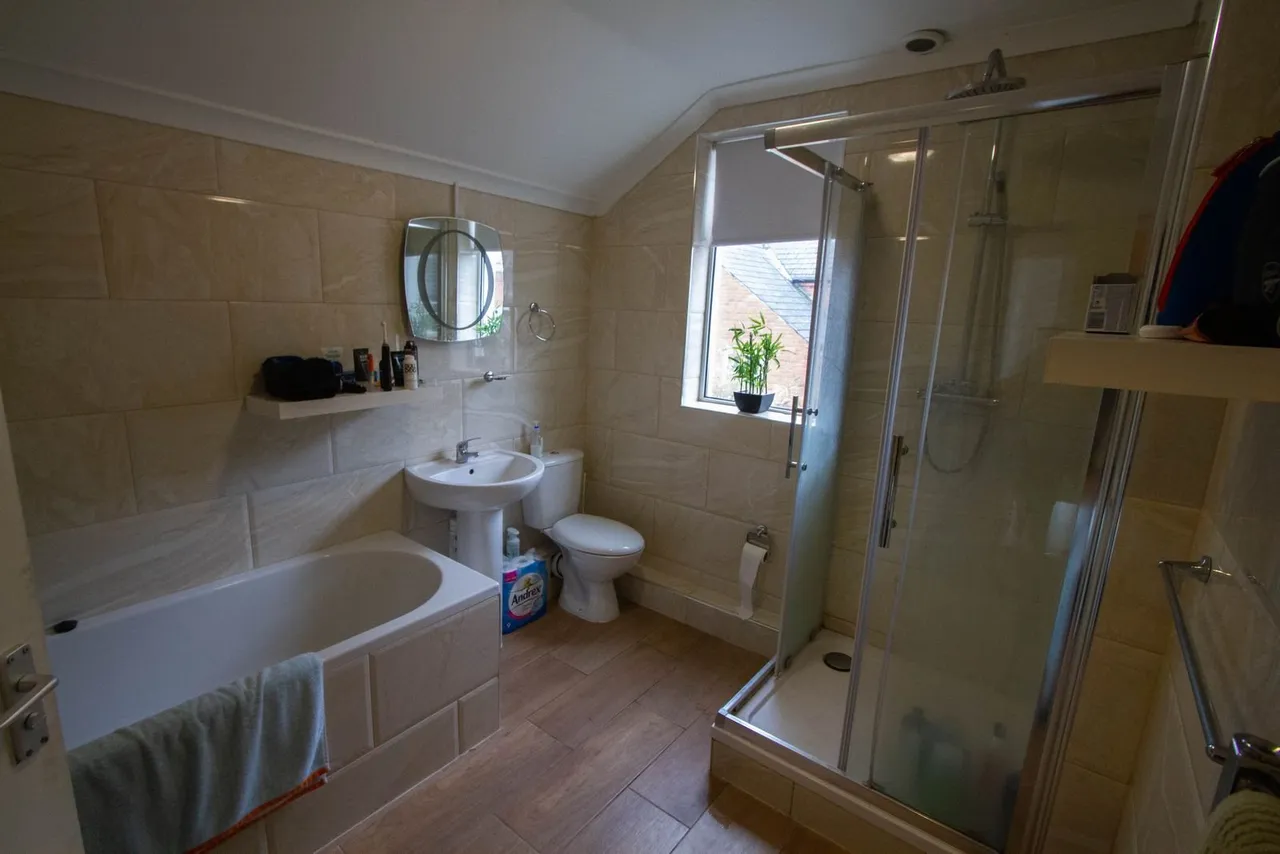 Balfour Road, Nottingham, NG7, photo 4