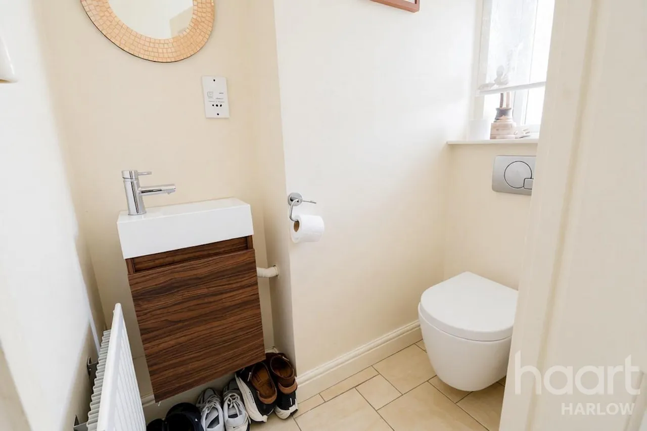 Turnors, Harlow, CM20, photo 7
