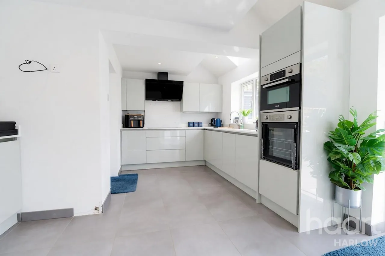 Turnors, Harlow, CM20, photo 10