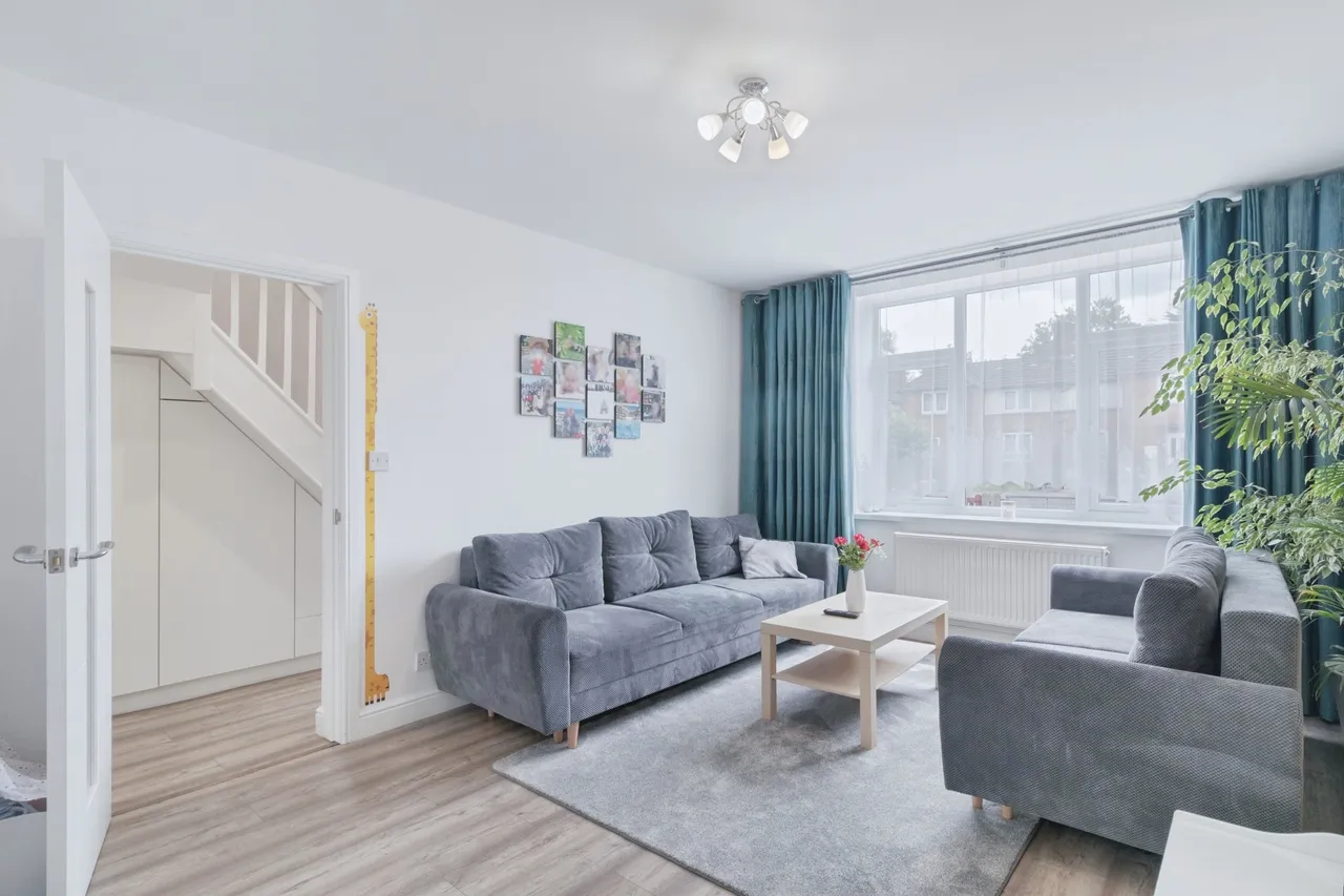 2 bed house for sale — Gallards Hill, Leicester
