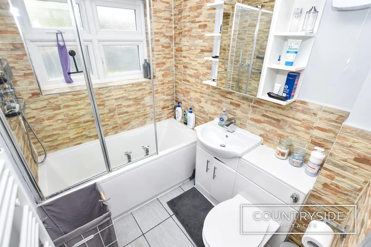 Metz Avenue, Canvey Island, photo 9