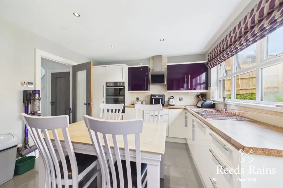 Ashvale Drive, Royal Hillsborough, County Down, BT26, photo 6