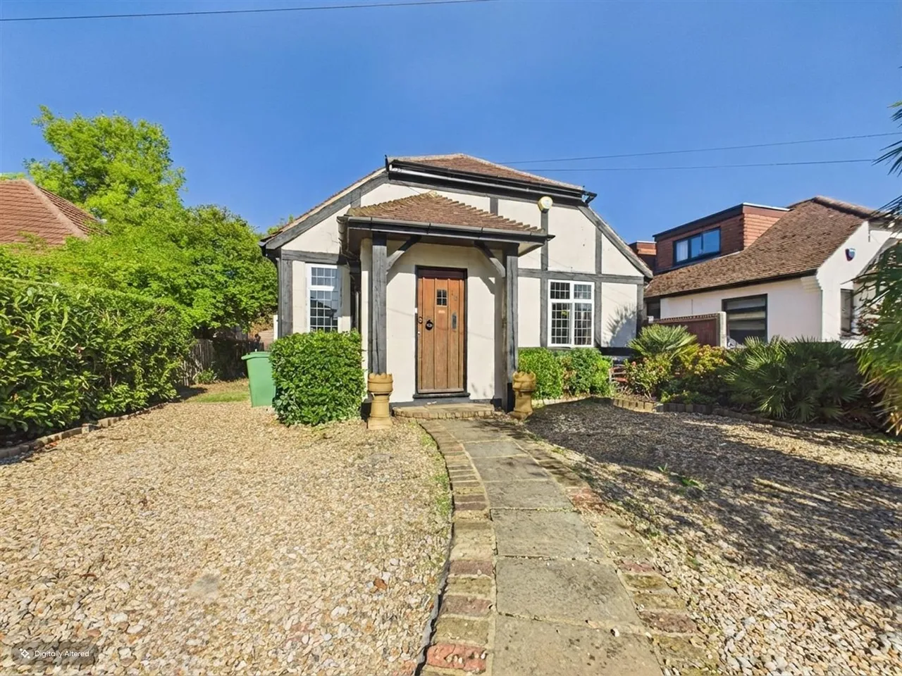4 bed house to rent, Copthall Road East, Ickenham, UB10