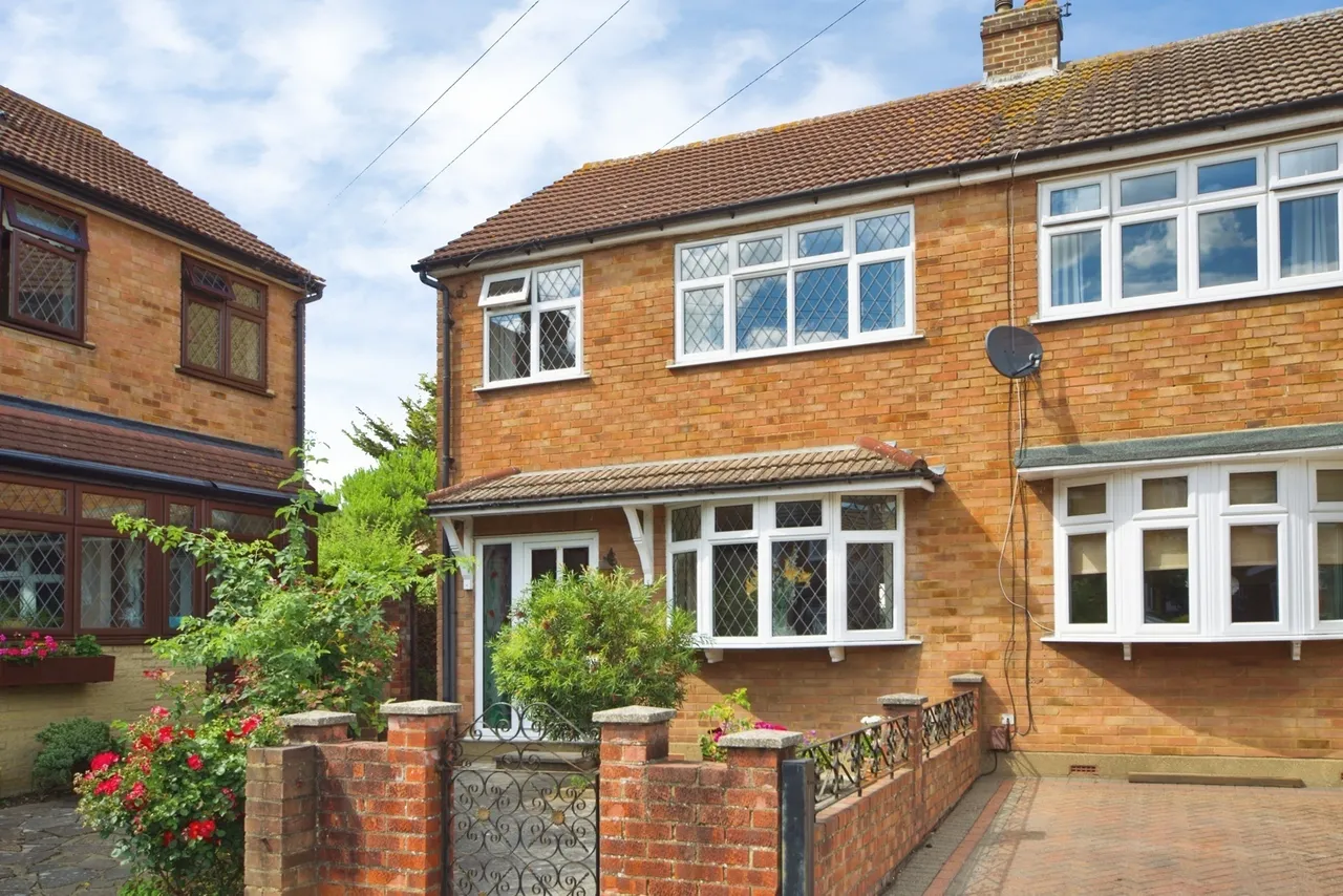 Peartree Gardens, Romford, RM7, photo 3