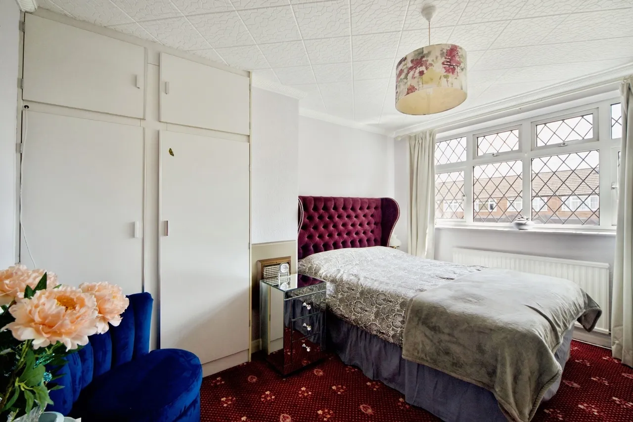 Peartree Gardens, Romford, RM7, photo 14