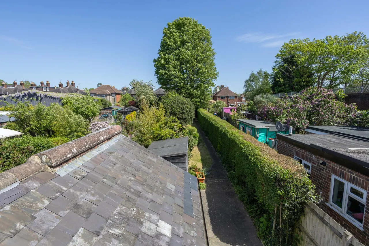 Albert Road, Horley, RH6, photo 16