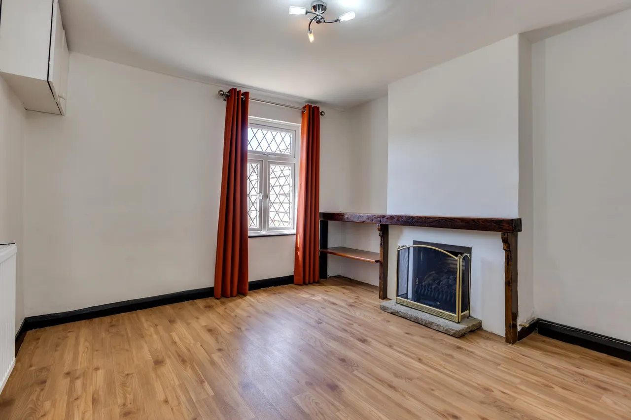 Albert Road, Horley, RH6, photo 5