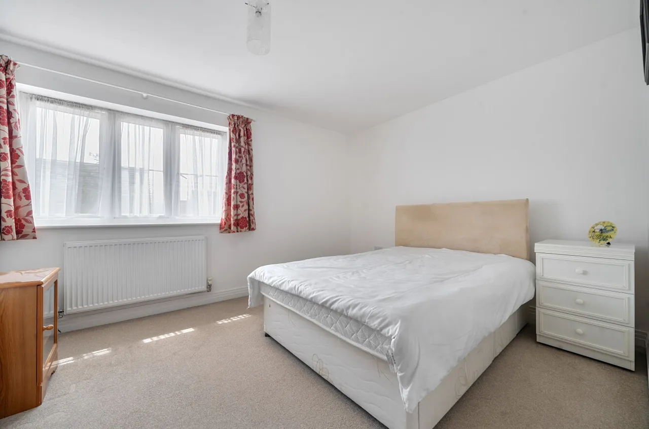 Sandpiper Road, Chichester, PO20, photo 12