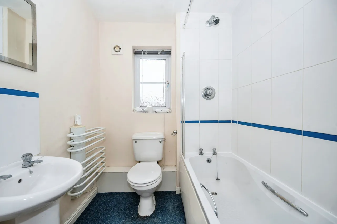 Waring Avenue, St. Helens, Merseyside, WA9, photo 9