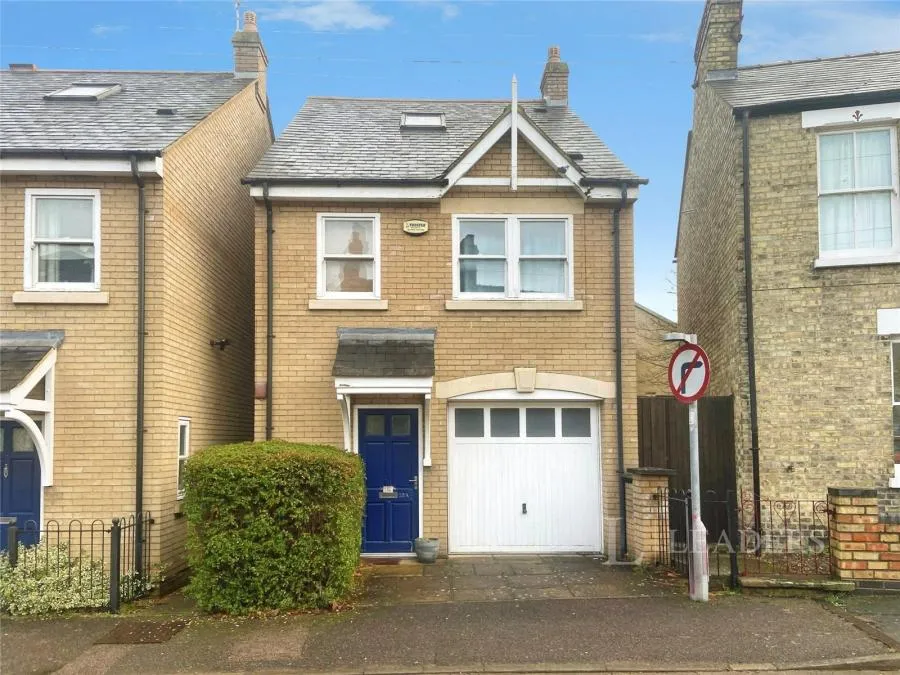 4 bed house for sale, Godesdone Road, Cambridge, CB5