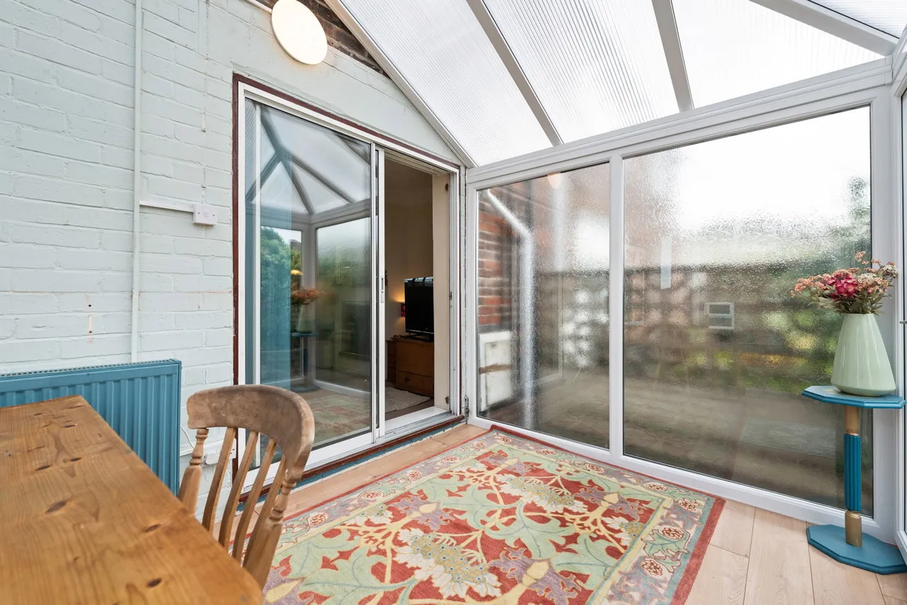 Longfields Crescent, Hoyland, S74, photo 5