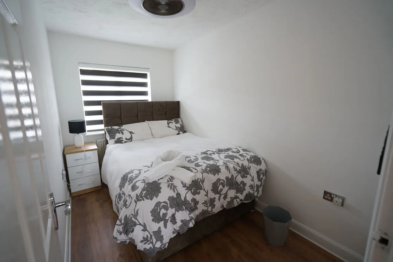 Mayflower Road, Grays, Essex, RM16 6BE, photo 9