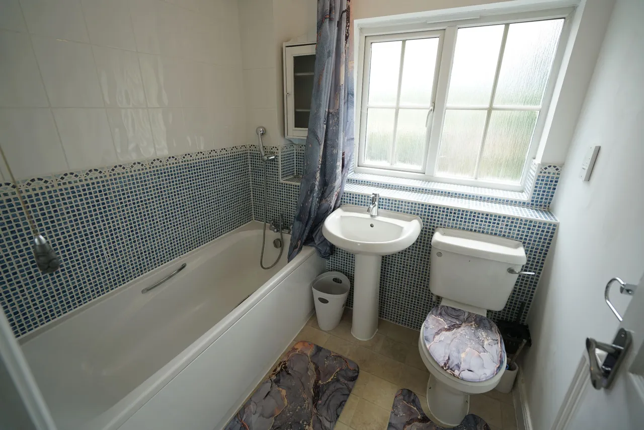 Mayflower Road, Grays, Essex, RM16 6BE, photo 13