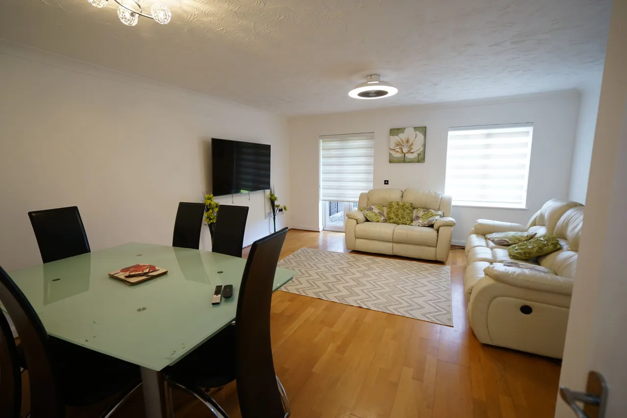 Mayflower Road, Grays, Essex, RM16 6BE, photo 4
