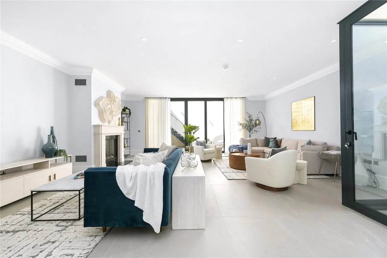 Kings Road, Richmond, TW10, photo 5