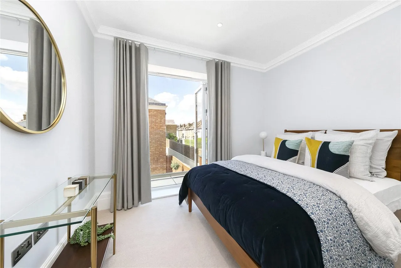 Kings Road, Richmond, TW10, photo 10