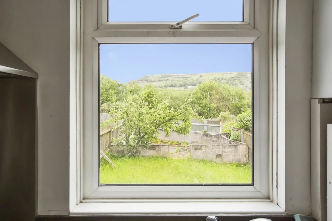 Ovenden Way, Halifax, West Yorkshire, HX3, photo 13