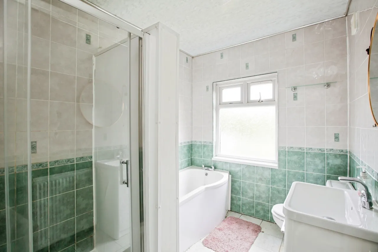 Ovenden Way, Halifax, West Yorkshire, HX3, photo 4