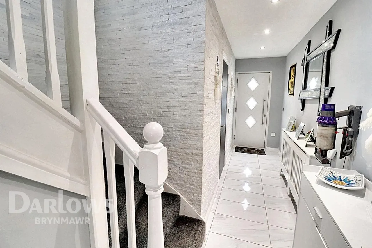 Lakeside Close, Brynmawr, photo 4