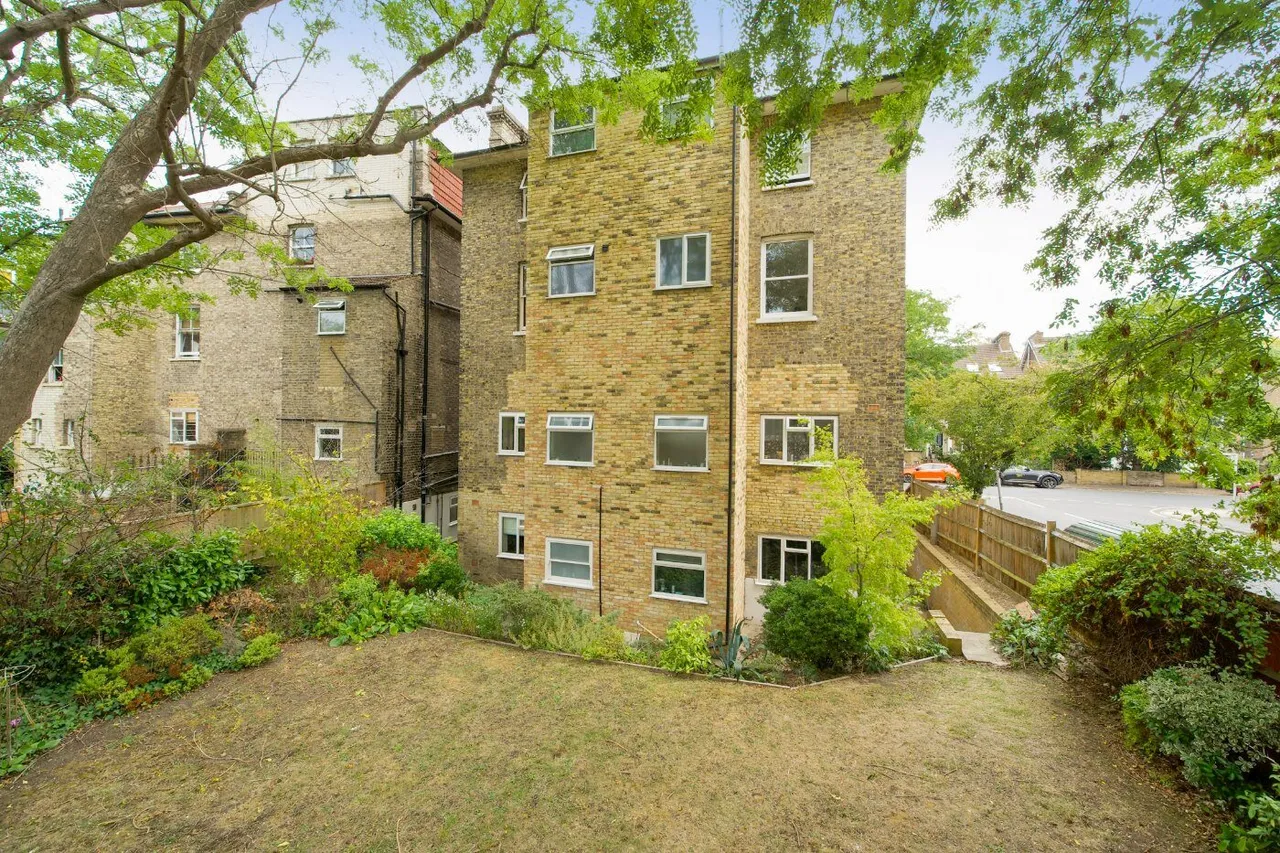 Thicket Road, London, SE20, photo 13