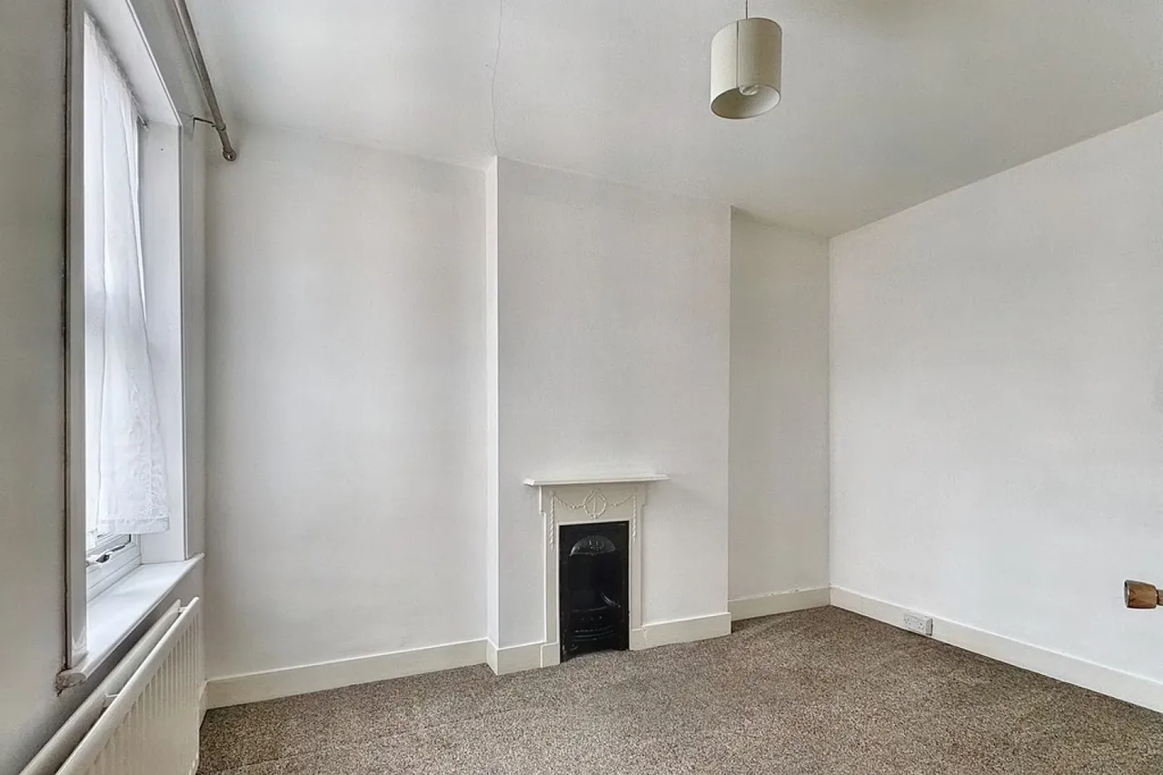 Bond Road, Ashford, photo 10