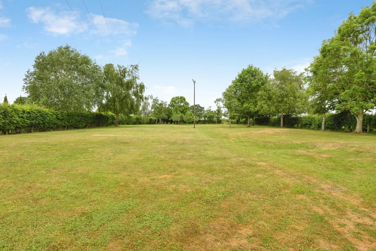 Low Common, Deopham, Wymondham, Norfolk, NR18, photo 9