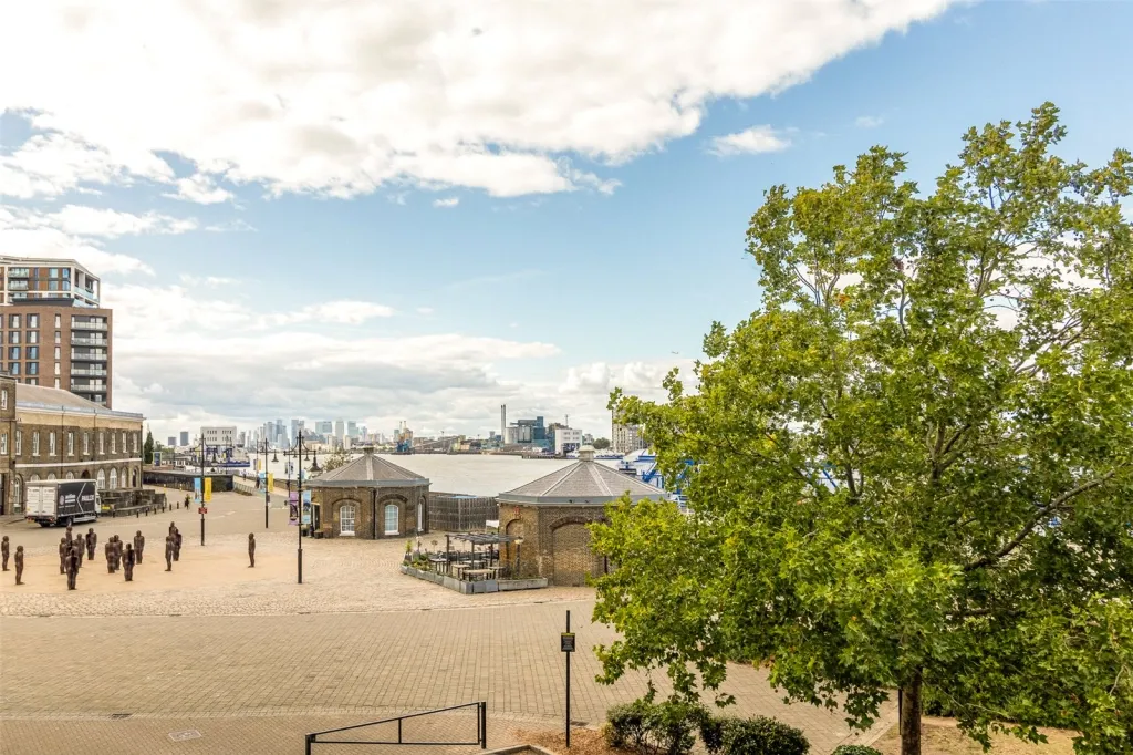 Hopton Road, Woolwich, SE18, photo 19