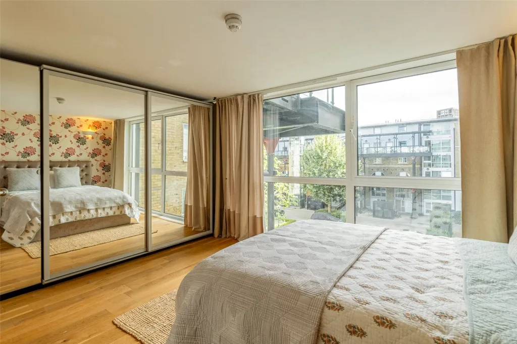 Hopton Road, Woolwich, SE18, photo 16