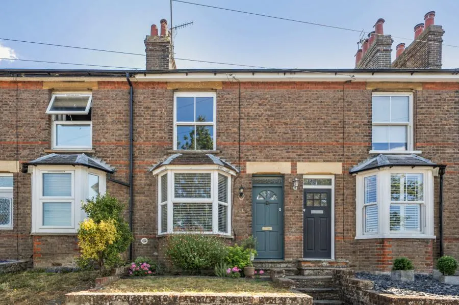 2 bed house for sale, Severalls Avenue, Chesham, HP5