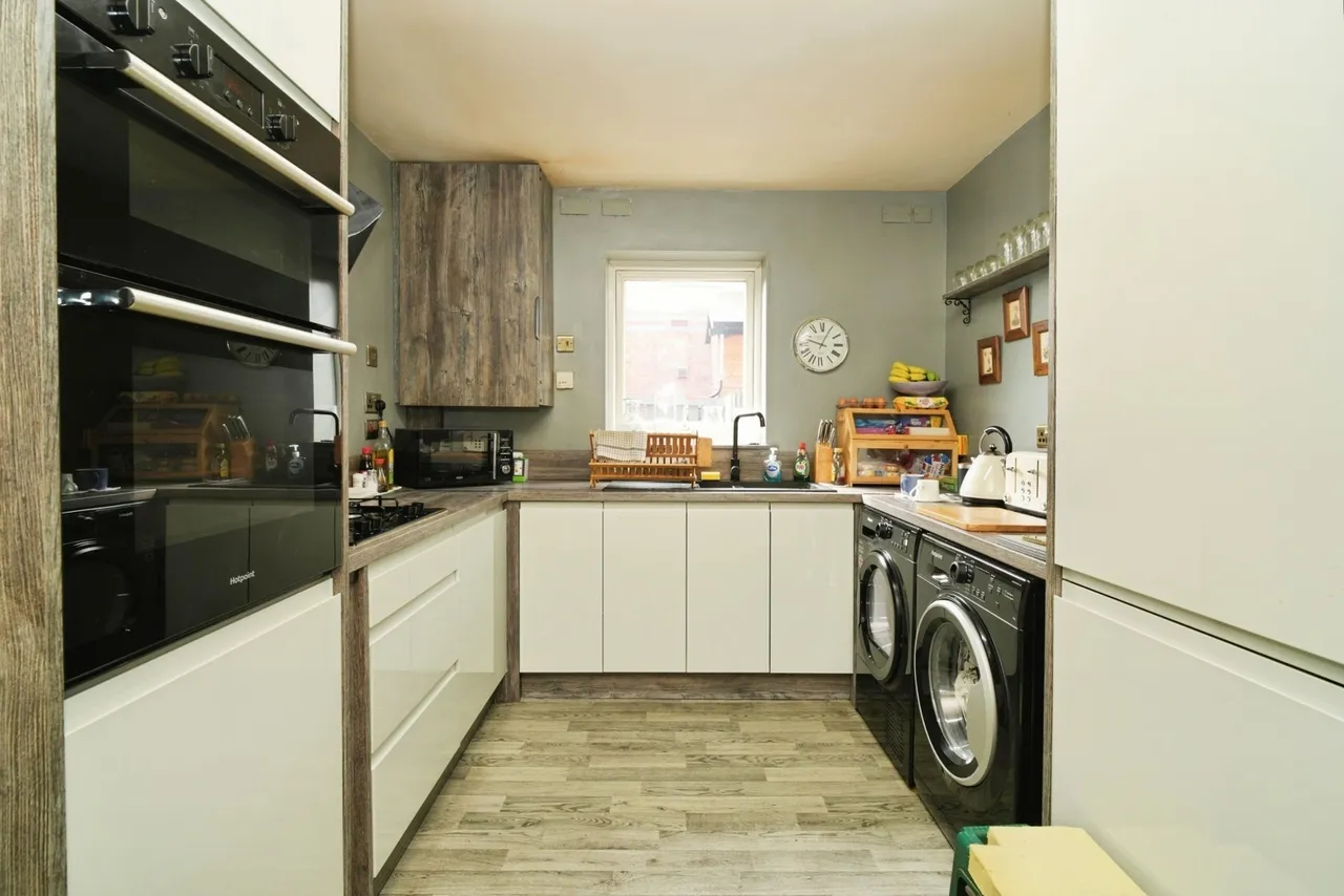 Wood Edge Close, Bolton, BL3, photo 8