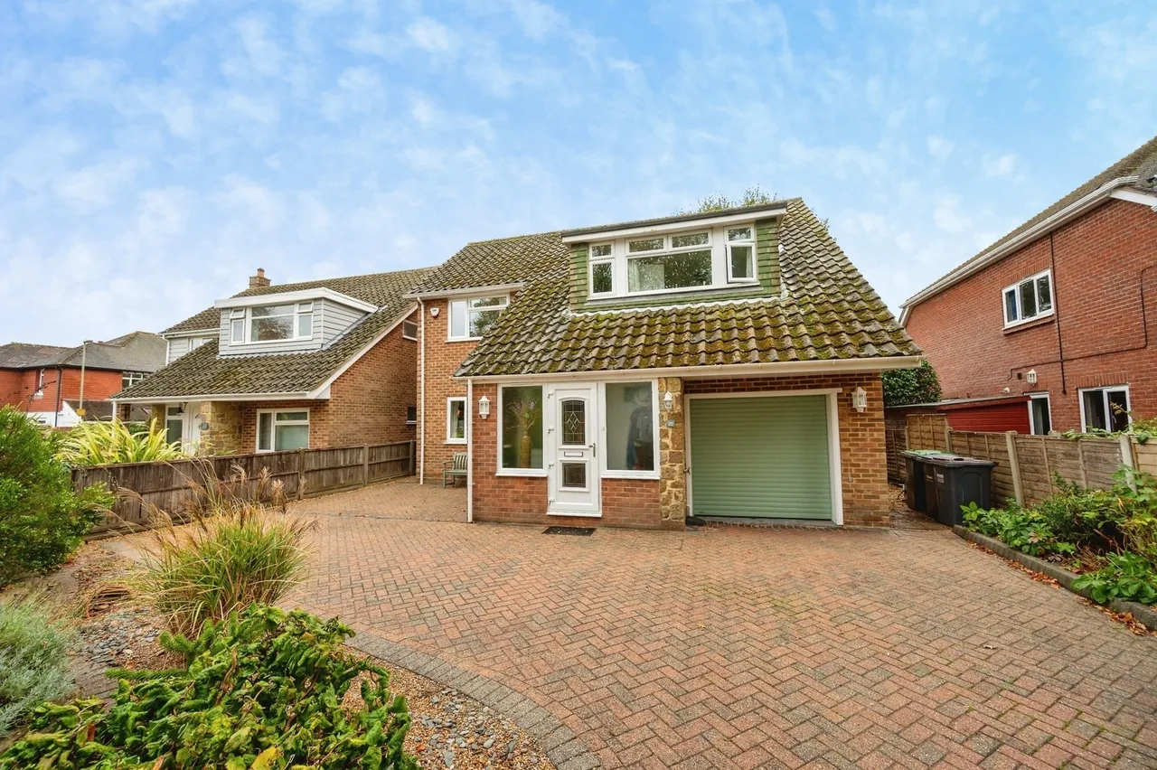 Bacon Lane, Hayling Island, PO11, photo 22