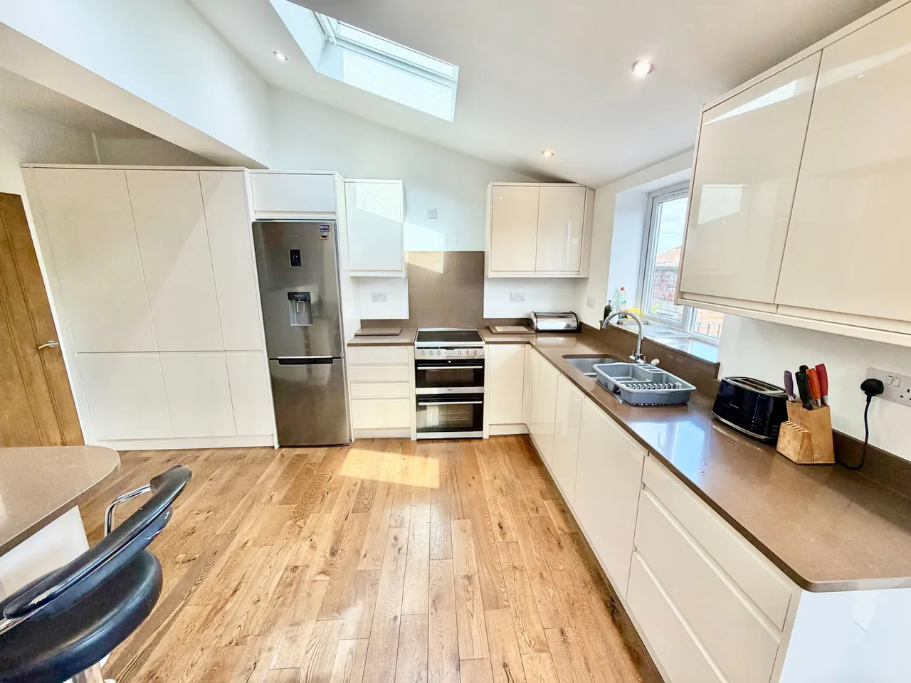 St. Georges Avenue, Kingsbury, London, NW9 0JT, photo 7
